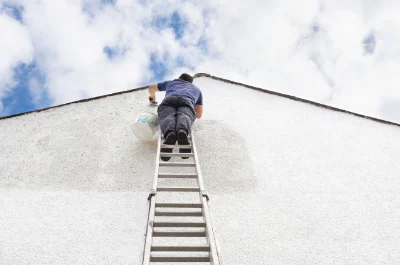 Peinture extérieure à Vebron — façades et ravalement